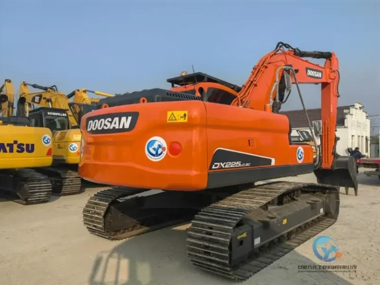 Used-Excavator-Doosan-DX225LC-9C-7
