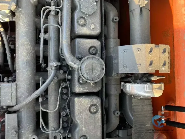 Used-Excavator-Doosan-DX260-15