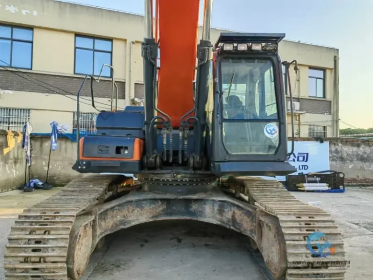 Used-Excavator-Doosan-DX380-9-15