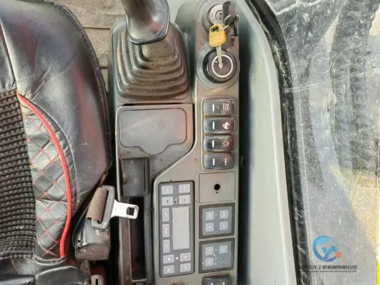 Used-Excavator-Doosan-DX380-9-18