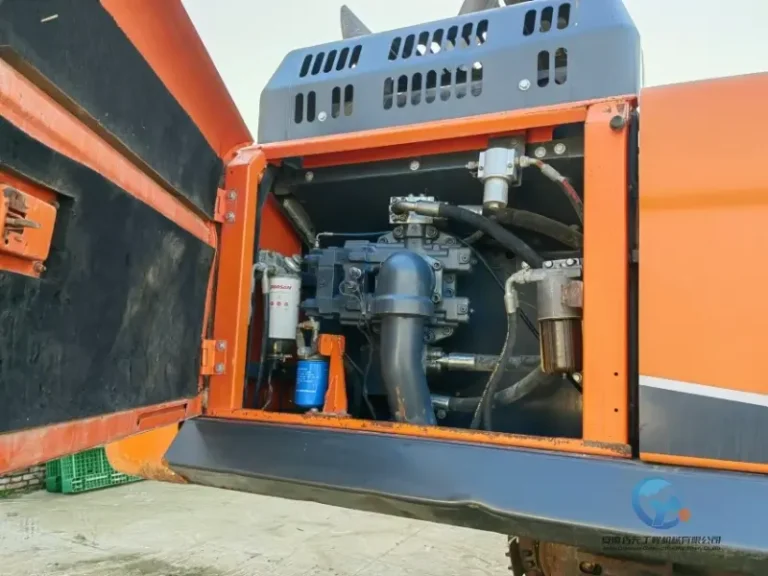 Used-Excavator-Doosan-DX380-9-26