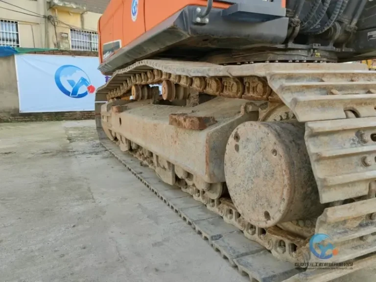 Used-Excavator-Doosan-DX380-9-30