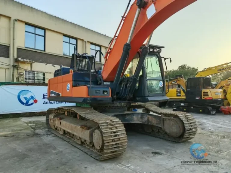 Used-Excavator-Doosan-DX380-9-8