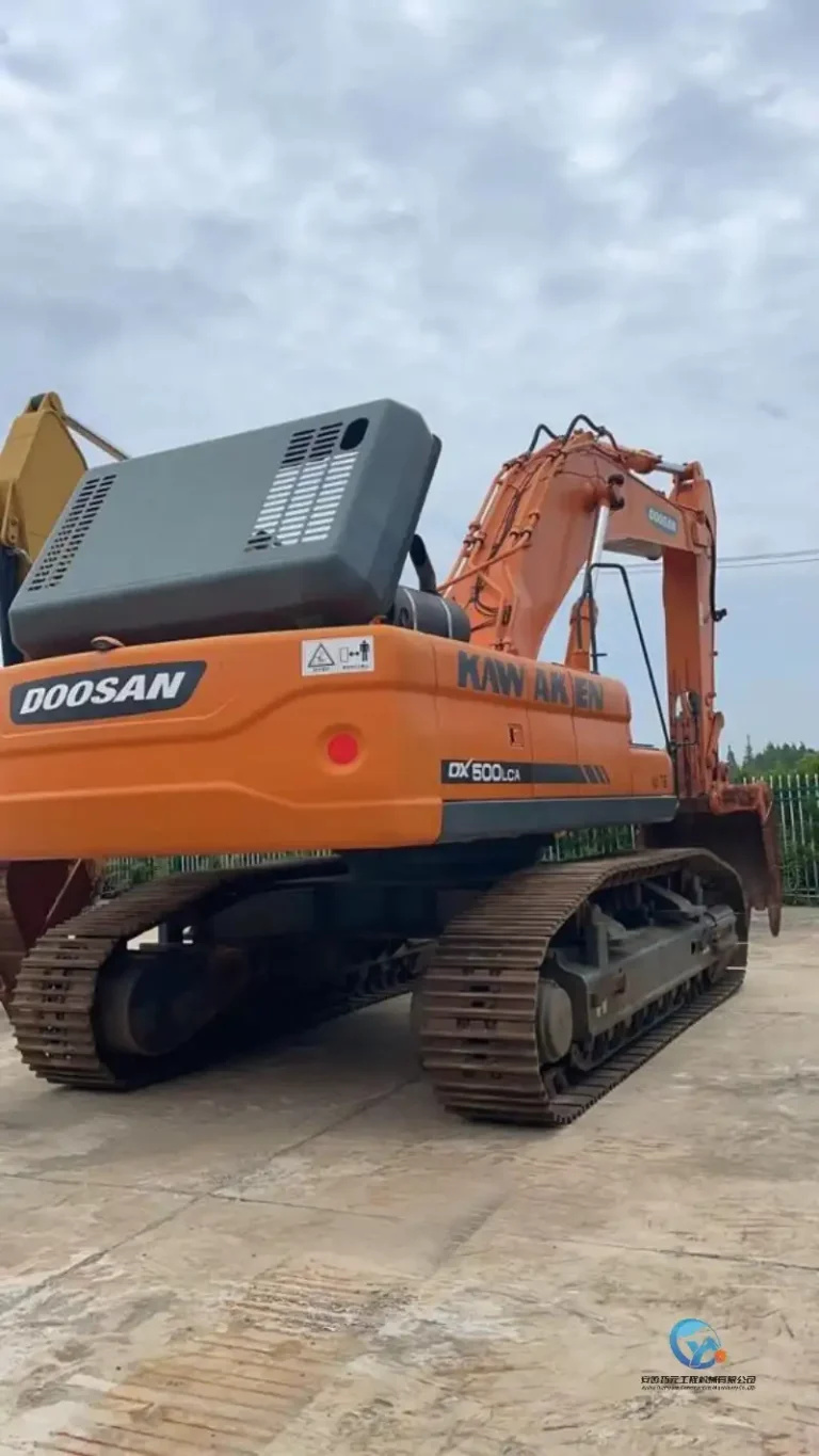 Used-Excavator-Doosan-DX5000