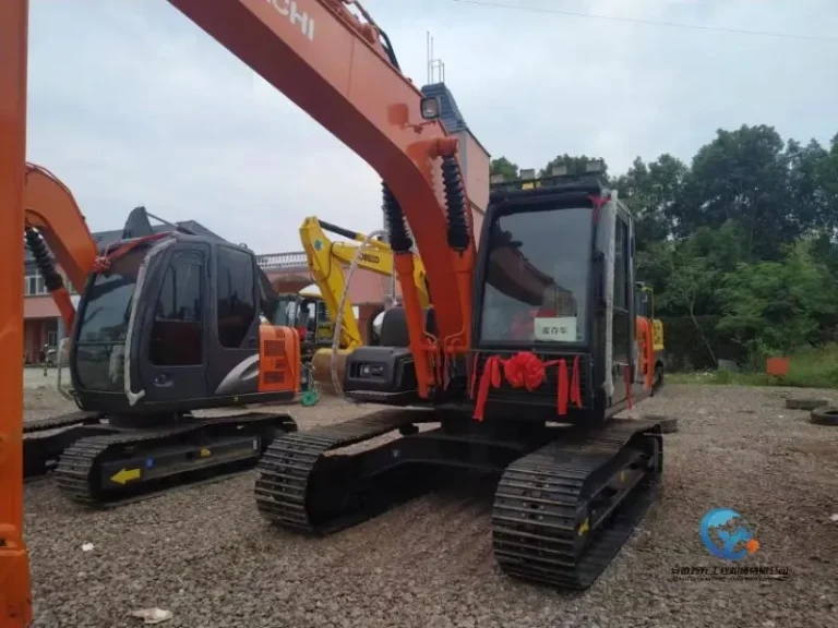 Used-Excavator-Hitachi-ZX120-11
