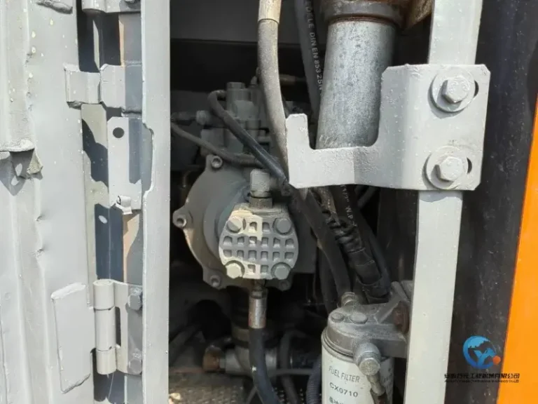 Used-Excavator-Hitachi-ZX135-110-1