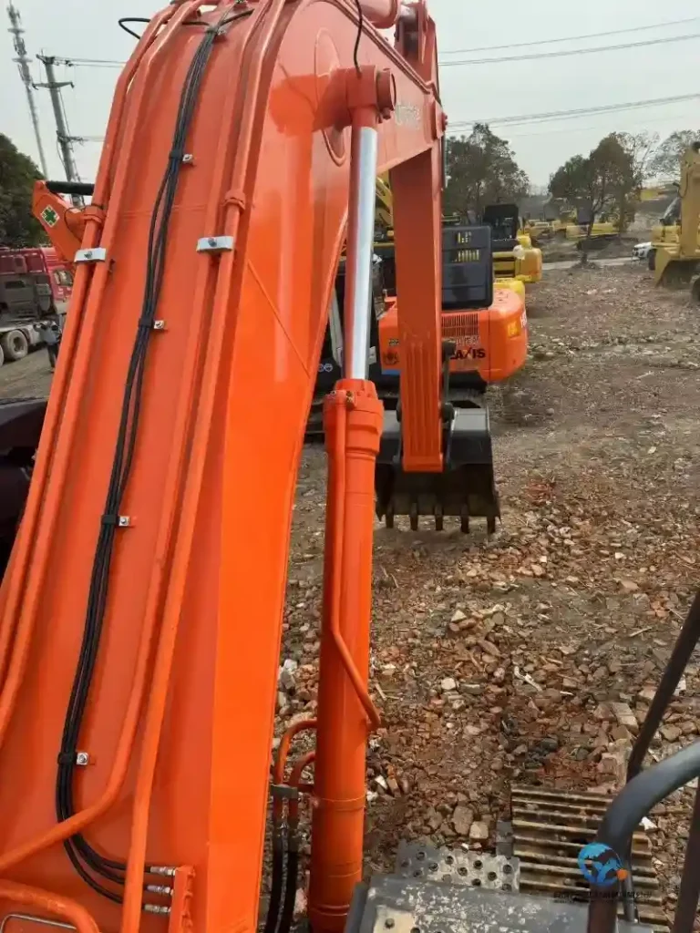 Used-Excavator-Hitachi-ZX35013