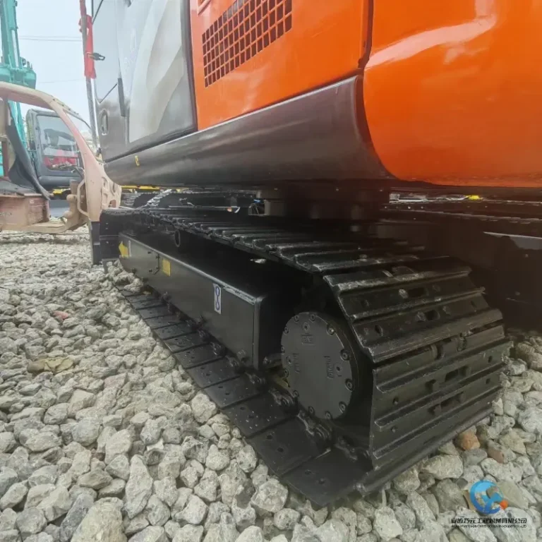 Used-Excavator-Hitachi-ZX60-110