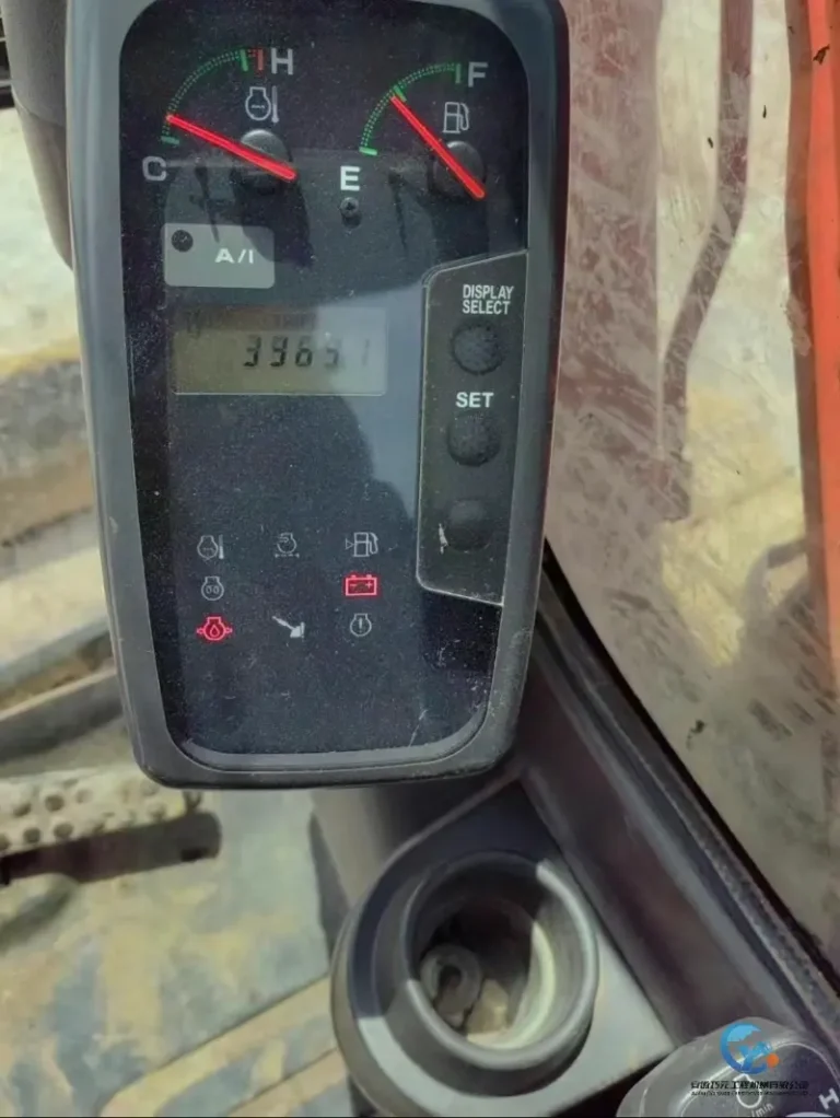 Used-Excavator-Hitachi-ZX604