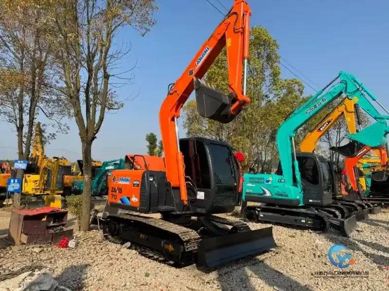 Used-Excavator-Hitachi-ZX70-10