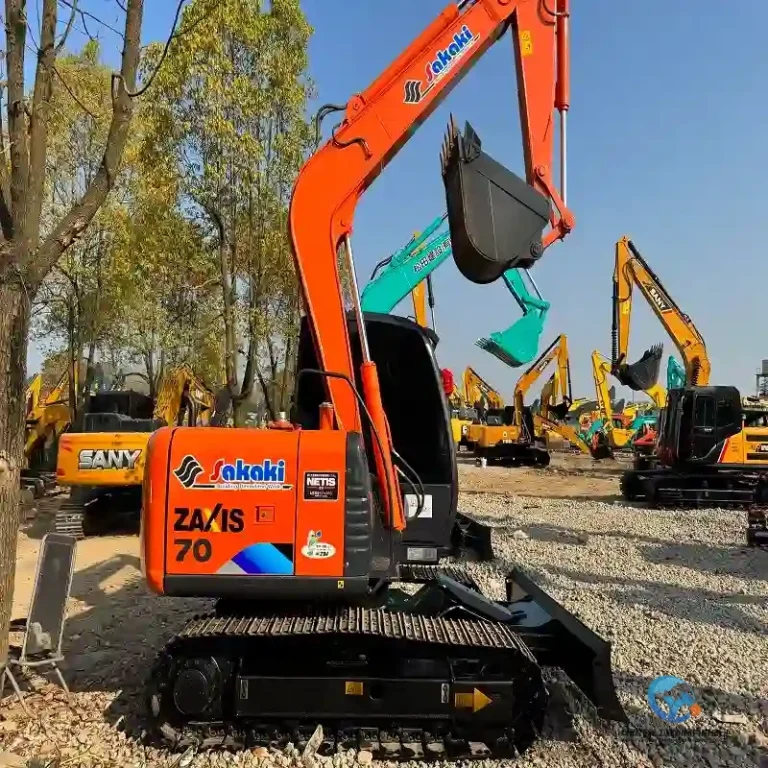 Used-Excavator-Hitachi-ZX70-116