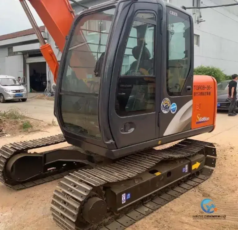 Used-Excavator-Hitachi-ZX7015