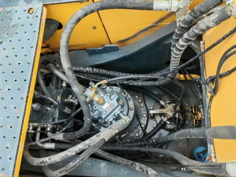 Used-Excavator-Hyundai-330LC-9T-12