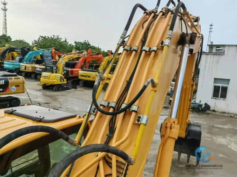 Used-Excavator-Hyundai-330LC-9T-6