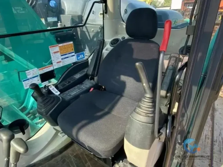 Used-Excavator-Kobelco-135SRD-5-16