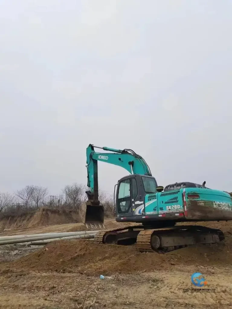 Used-Excavator-Kobelco-SK2602