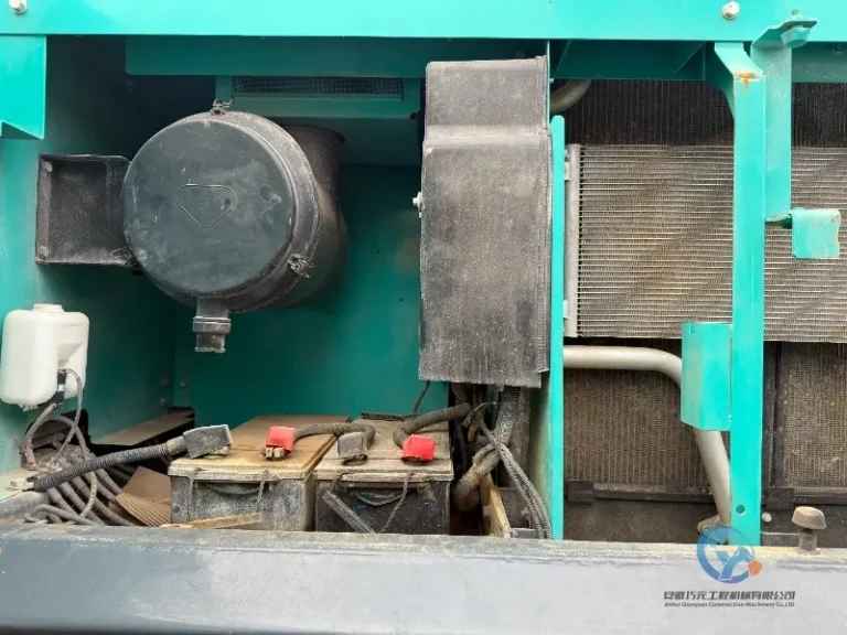 Used-Excavator-Kobelco-SK350LC-8-4-1