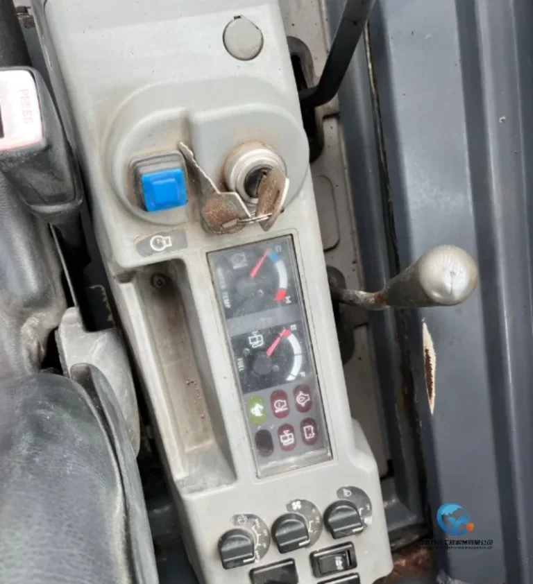 Used-Excavator-Kobelco-SK554