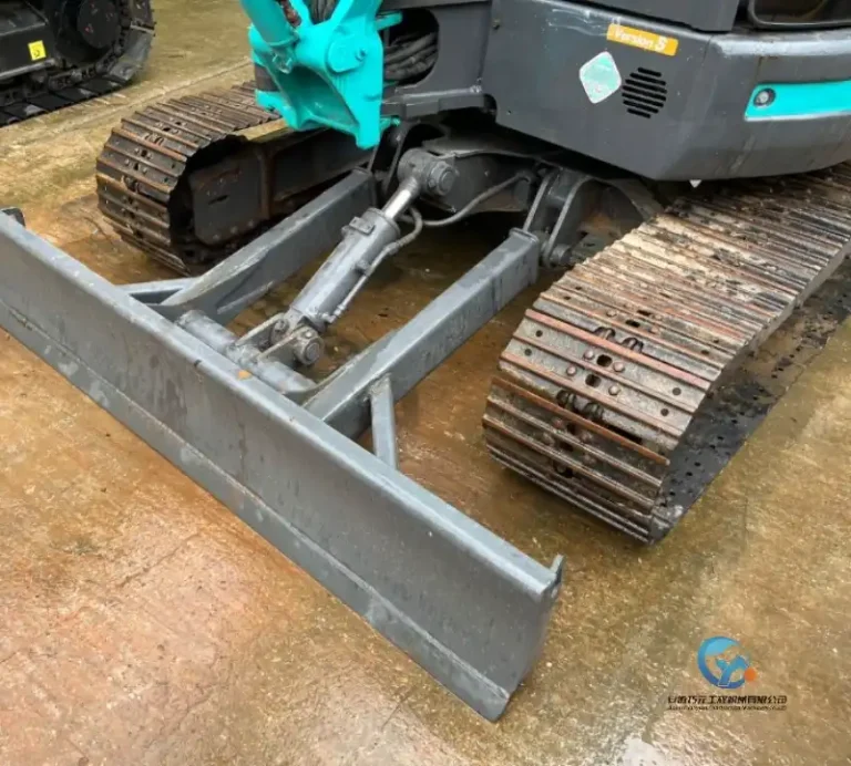 Used-Excavator-Kobelco-SK557