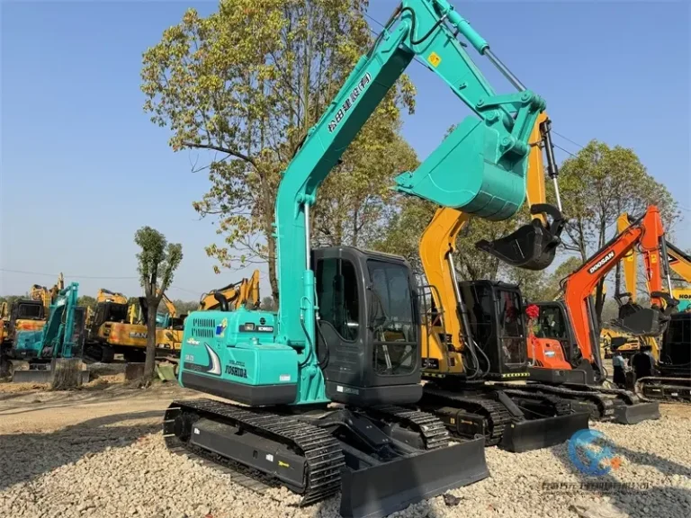 Used-Excavator-Kobelco-SK75-1-1