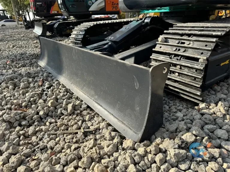 Used-Excavator-Kobelco-SK75-4