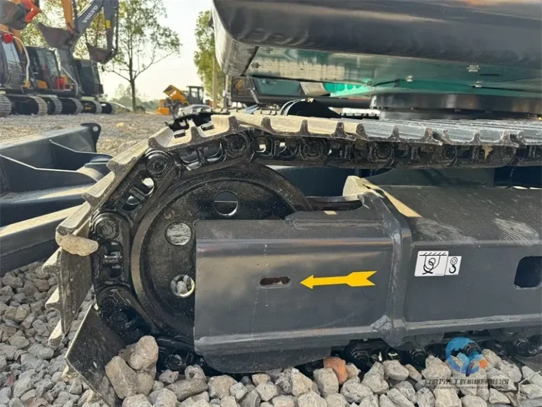 Used-Excavator-Kobelco-SK75-5