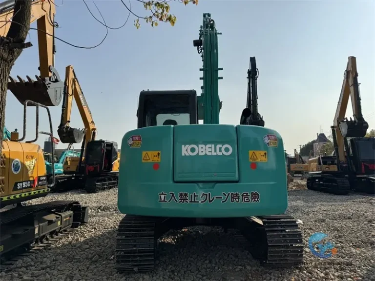 Used-Excavator-Kobelco-SK75-8