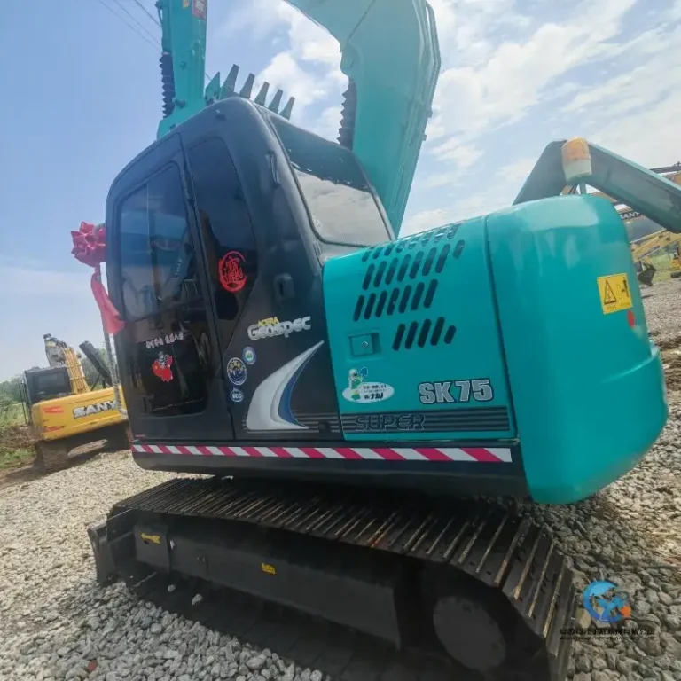 Used-Excavator-Kobelco-SK755-1