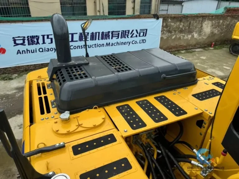 Used-Excavator-Komatsu-PC-240-8-21