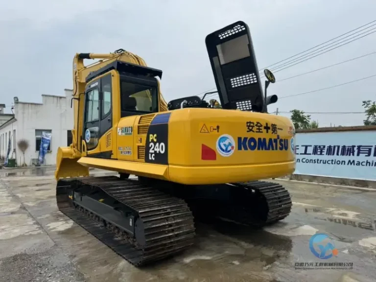 Used-Excavator-Komatsu-PC-240-8-24