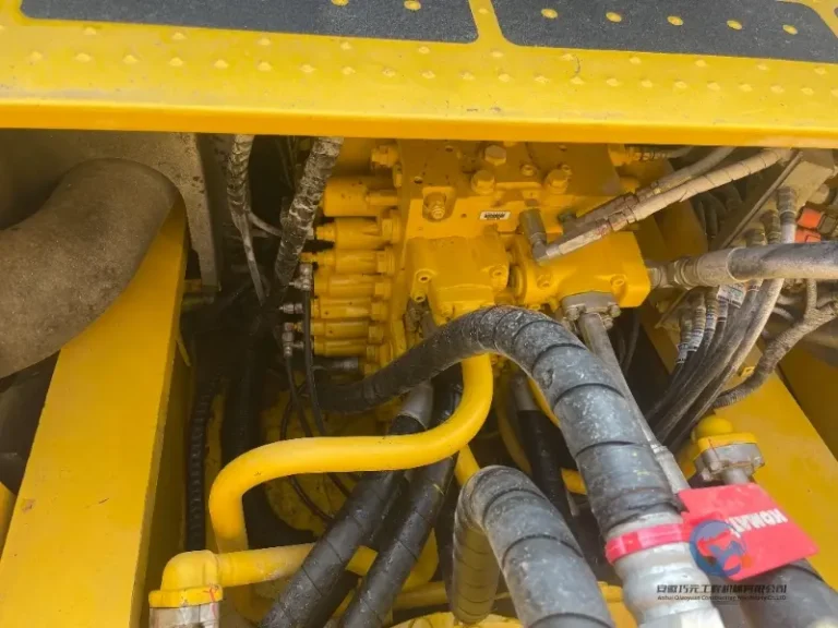 Used-Excavator-Komatsu-PC-450-8-12