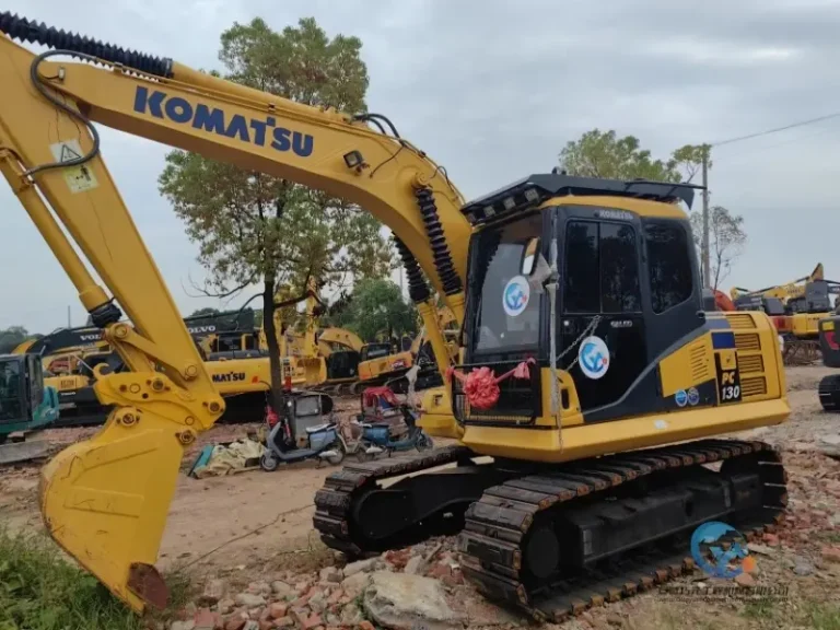 Used-Excavator-Komatsu-PC130-1