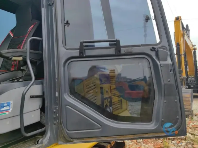 Used-Excavator-Komatsu-PC130-10