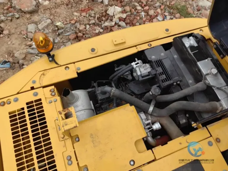 Used-Excavator-Komatsu-PC130-18