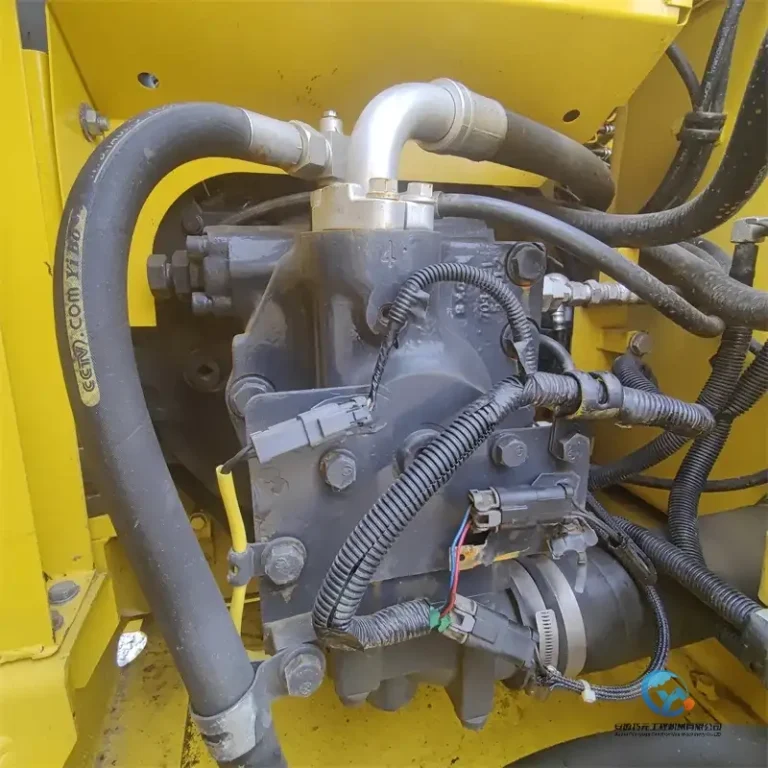 Used-Excavator-Komatsu-PC13012