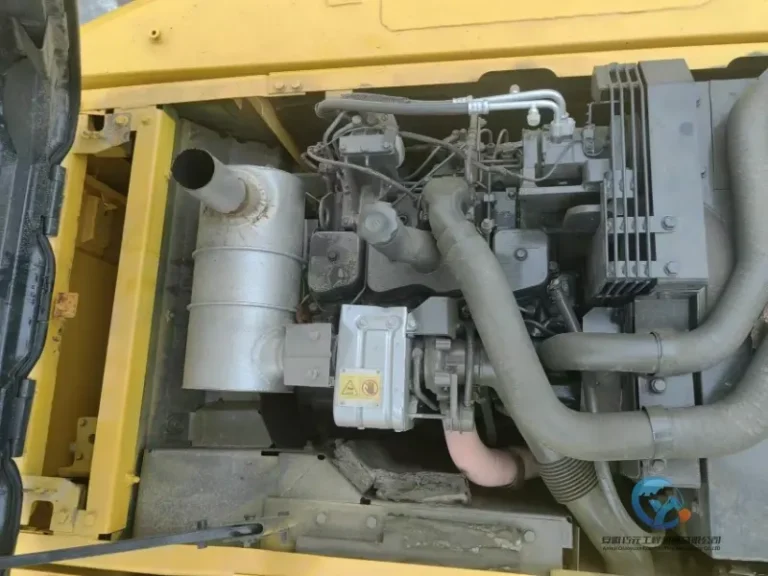Used-Excavator-Komatsu-PC160-4