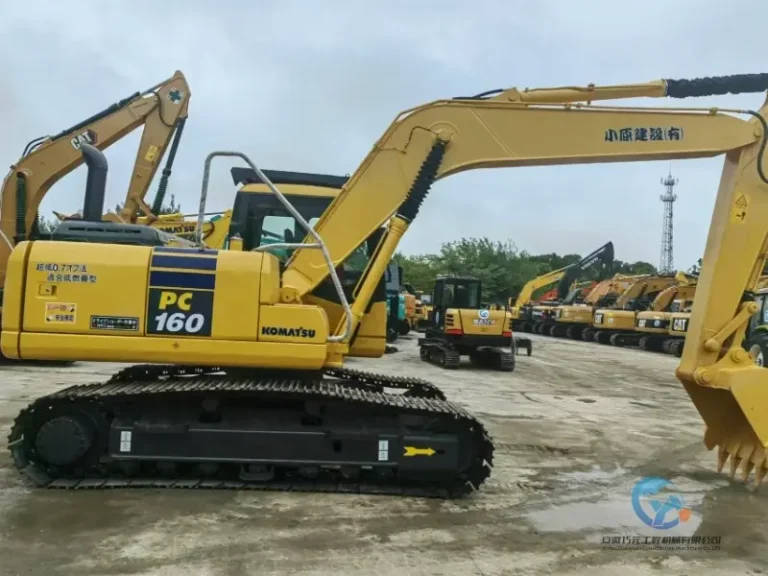 Used-Excavator-Komatsu-PC160-5