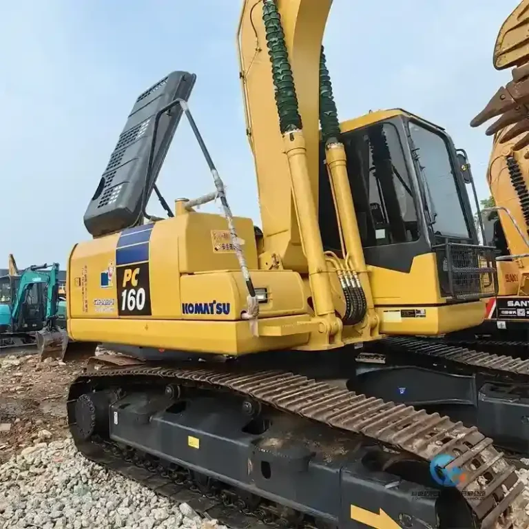 Used-Excavator-Komatsu-PC16013