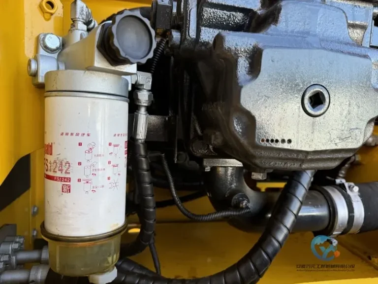 Used-Excavator-Komatsu-PC200-8-23