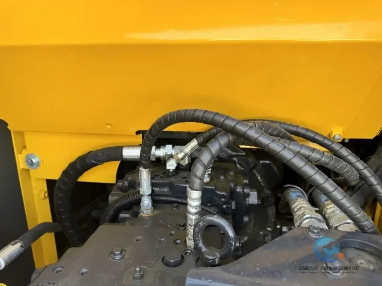 Used-Excavator-Komatsu-PC200-8-25