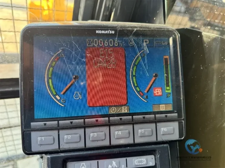 Used-Excavator-Komatsu-PC200-8-35