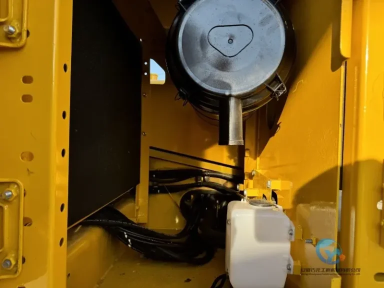 Used-Excavator-Komatsu-PC200-8-41