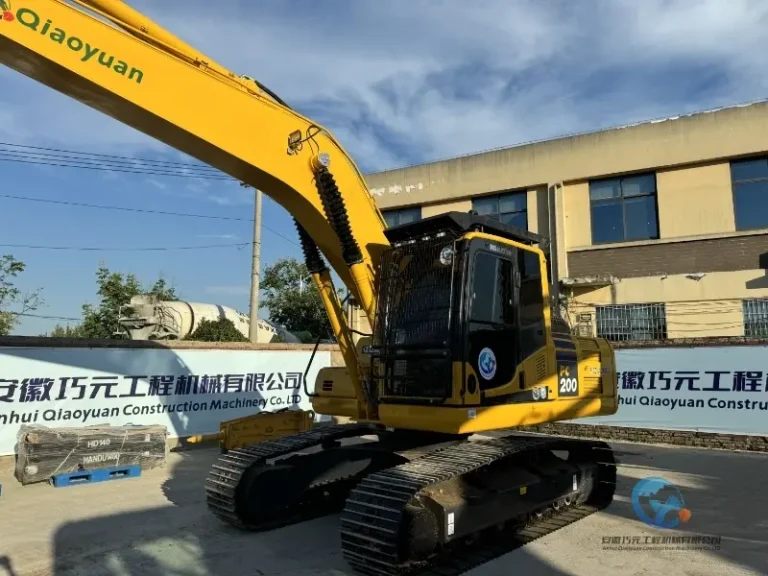Used-Excavator-Komatsu-PC200-8-6