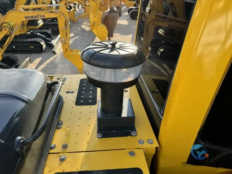 Used-Excavator-Komatsu-PC200-8-9