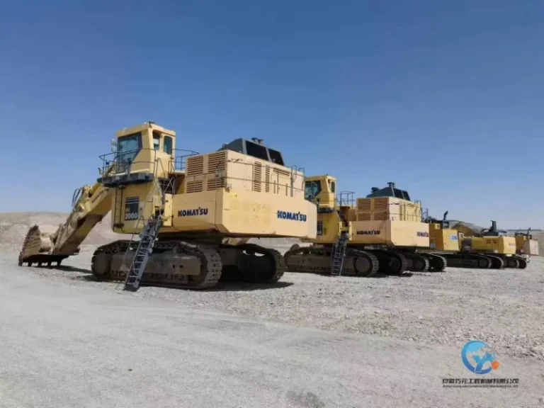 Used-Excavator-Komatsu-PC20002