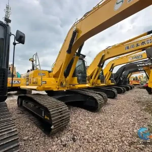 Used Excavator Komatsu PC220-8