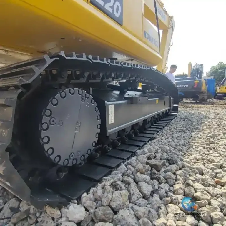 Used-Excavator-Komatsu-PC2203_W_800px