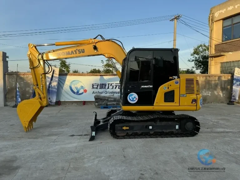 Used-Excavator-Komatsu-PC70-8-4