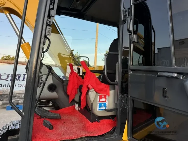 Used-Excavator-Komatsu-PC70-8-8