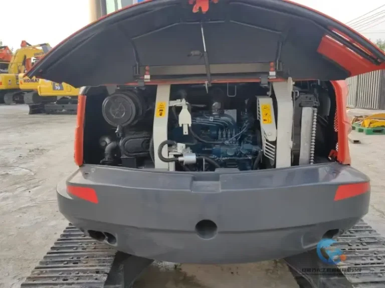 Used-Excavator-Kubota-KX163-7